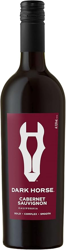 Flasche Dark Horse Cabernet Sauvignon mit weinrotem Etikett und Pferde-Logo
